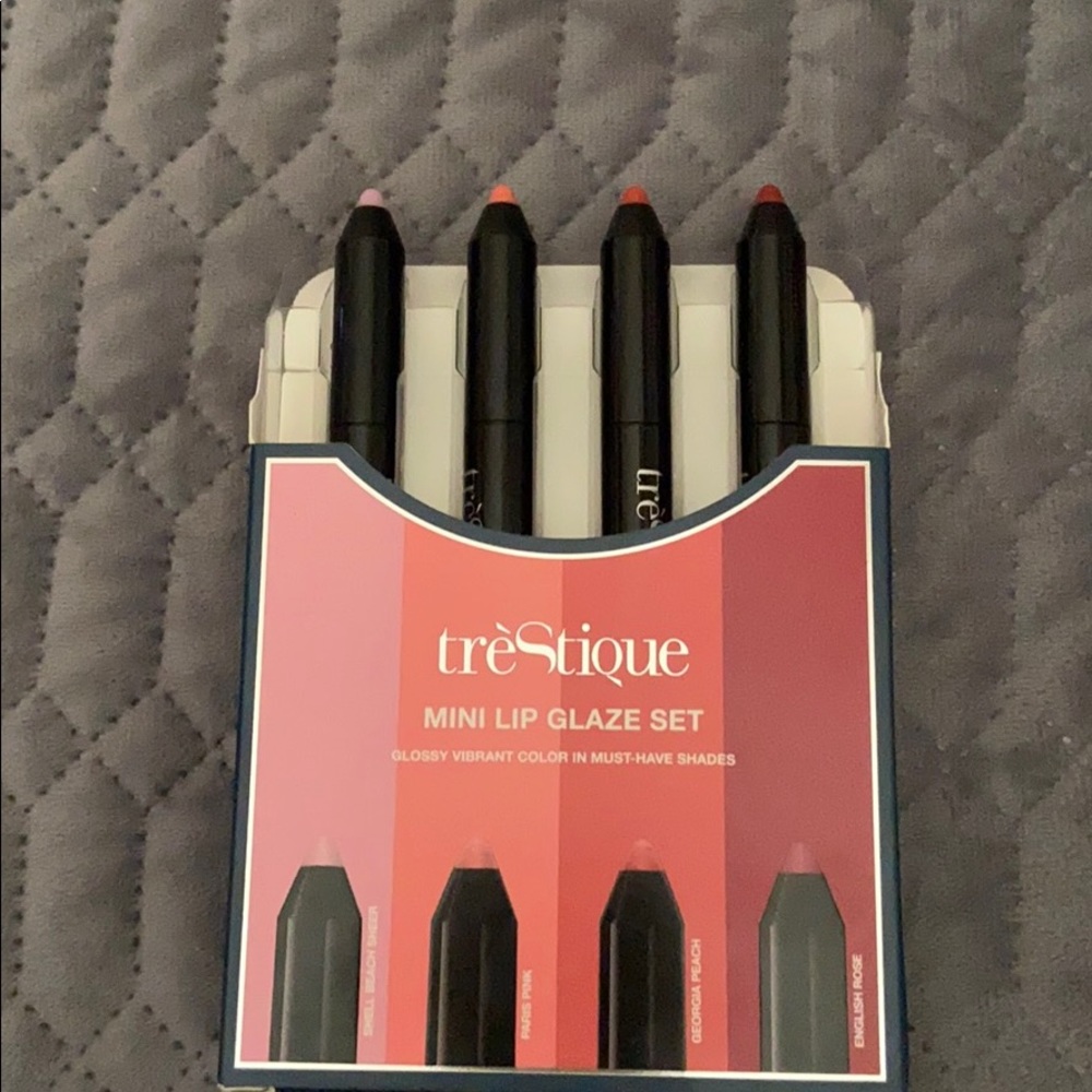 Lipstick kit